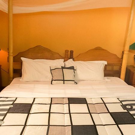 Kayegi Hotel Mbale Екстериор снимка