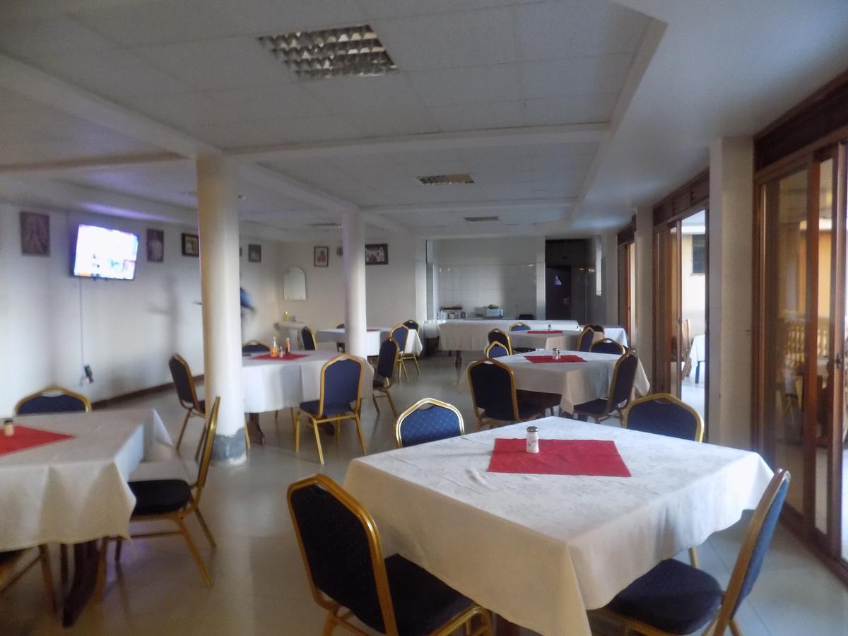 Kayegi Hotel Mbale Екстериор снимка