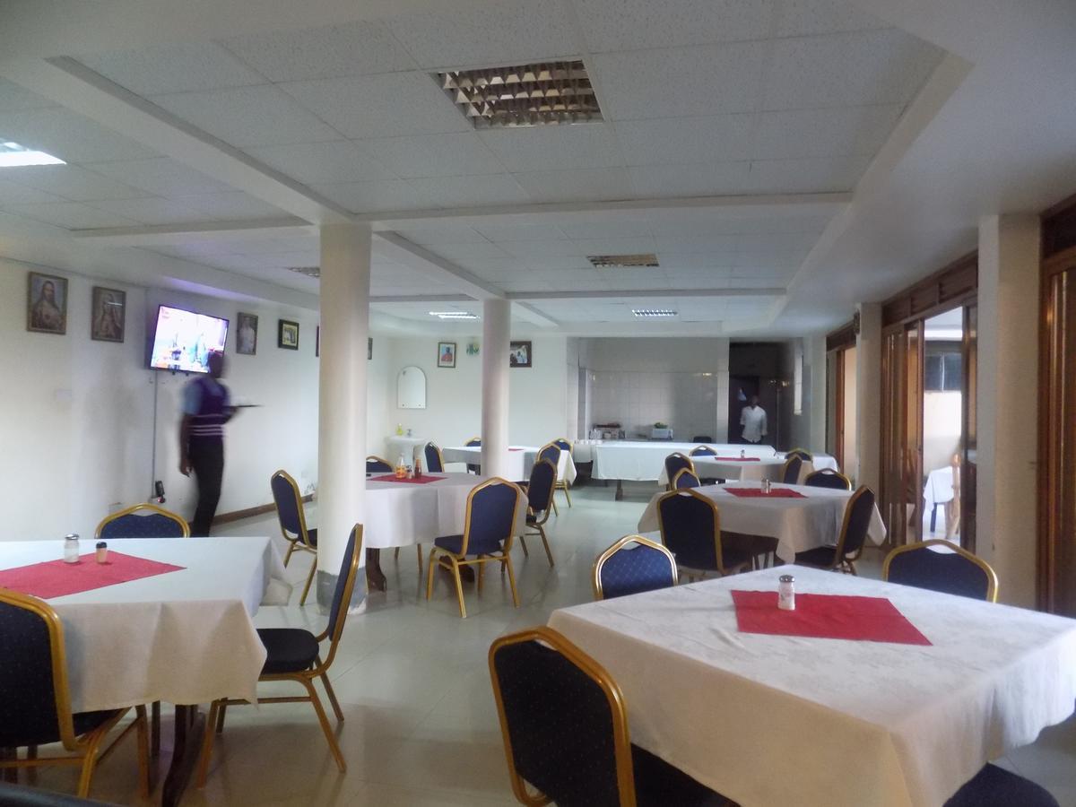 Kayegi Hotel Mbale Екстериор снимка