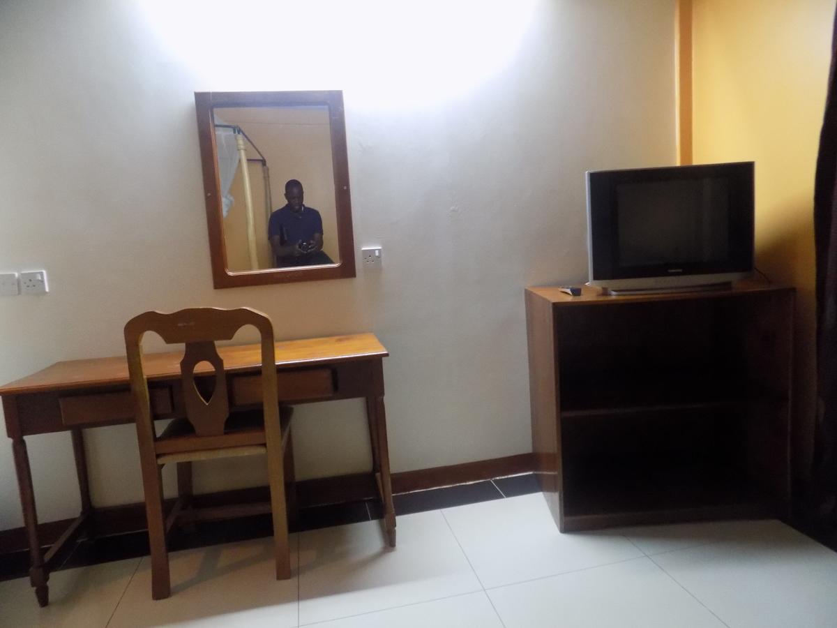 Kayegi Hotel Mbale Екстериор снимка