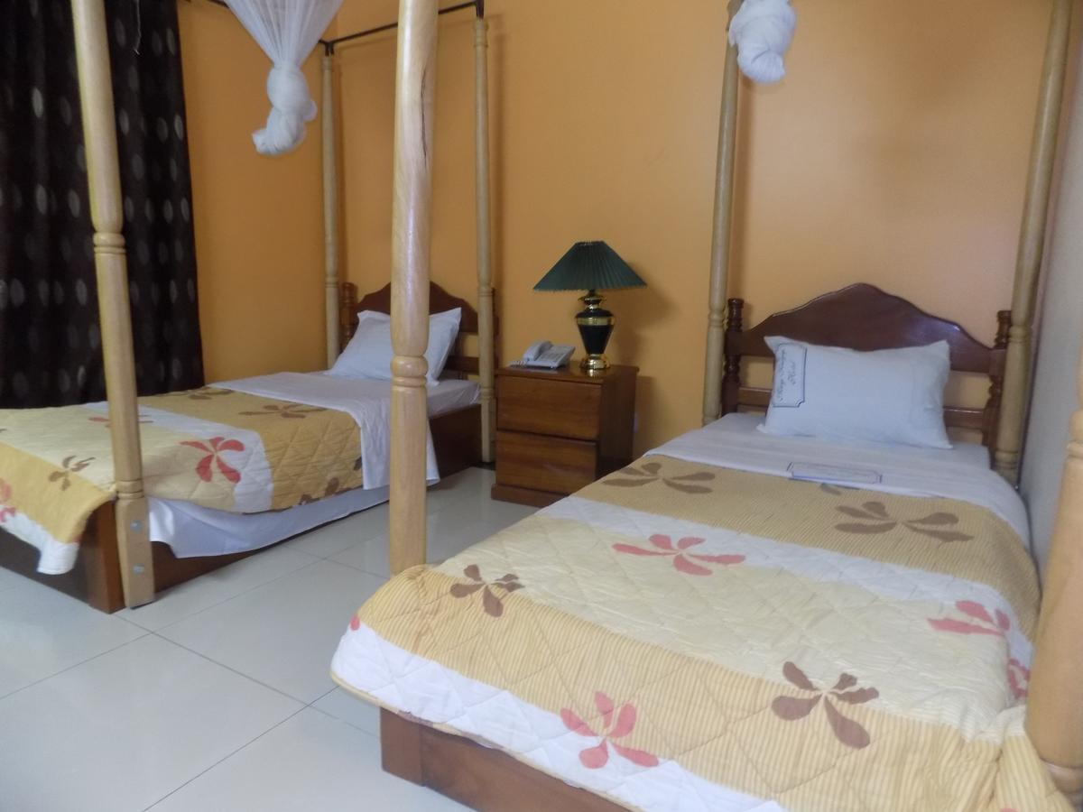 Kayegi Hotel Mbale Екстериор снимка
