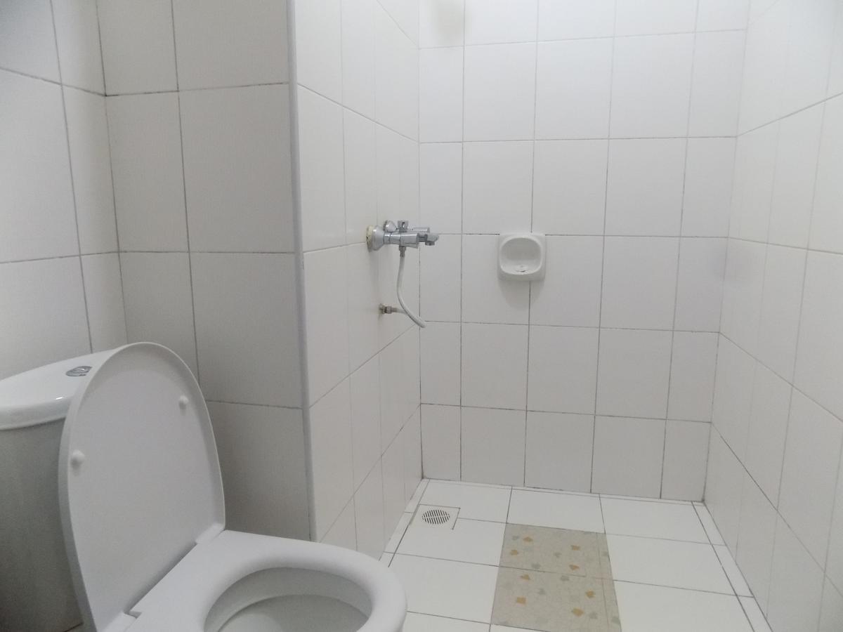 Kayegi Hotel Mbale Екстериор снимка